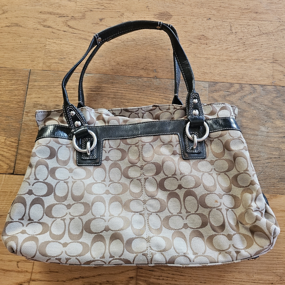 Coach Tan and Black Signature Shoulder Bag - Picture 2 of 5